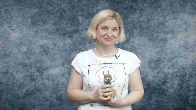 Descoperă „borcanul" curajului