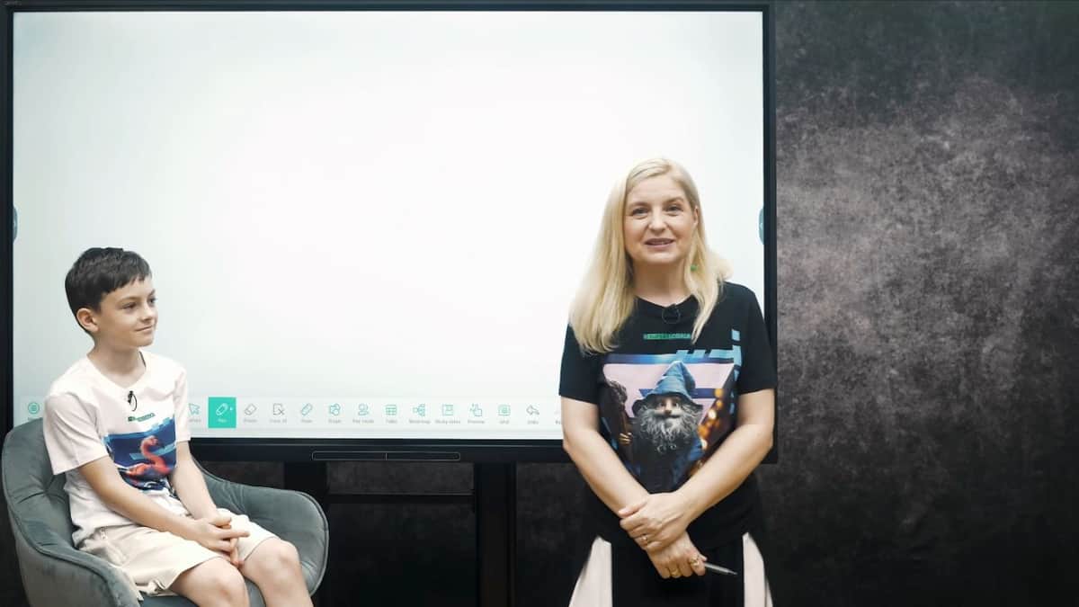 Primii pași în gândirea critică: cele trei întrebări de bază