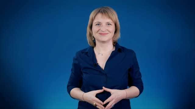 Mimica bate cuvântul